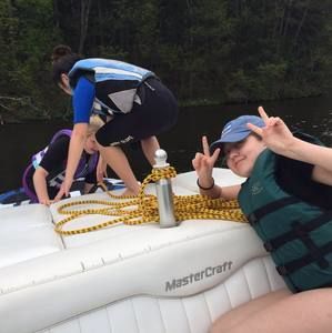 Meet your Posher, Amelia